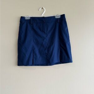 Izod Women's Navy Skort
